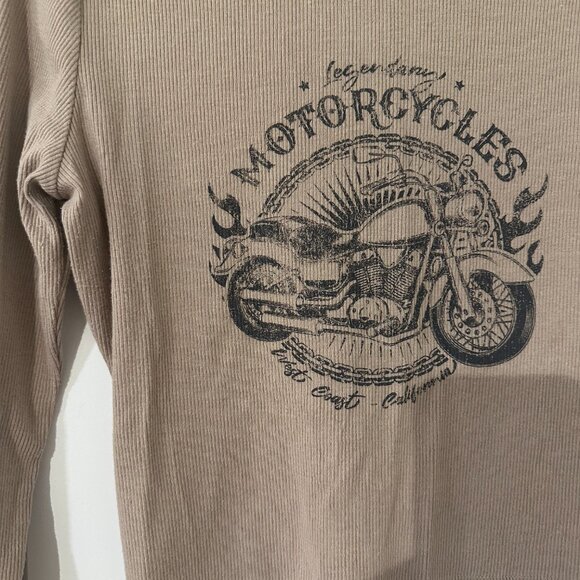 Garage Crop -Top Long Sleeve - Picture 2 of 5